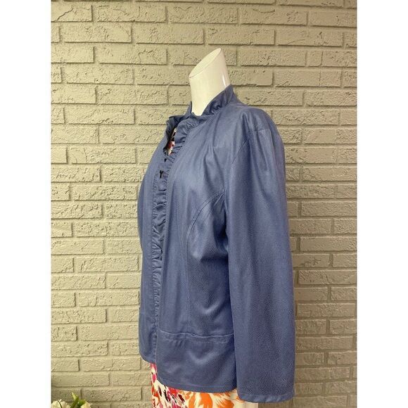 Chico’s Women Periwinkle Pebble Luxe Ruffle Open Front Blazer Size 3 (XL) - Picture 3 of 7